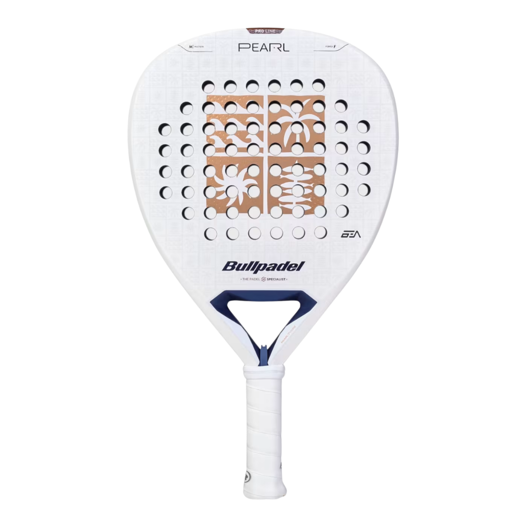 Vista frontal de la pala Bullpadel Pearl 27 de potencia para pádel