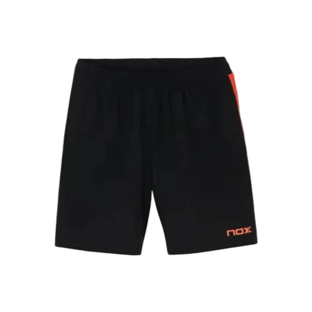Short deportivo para hombre Nox Team colección 2026 en color negro con sutiles detalles de la marca.