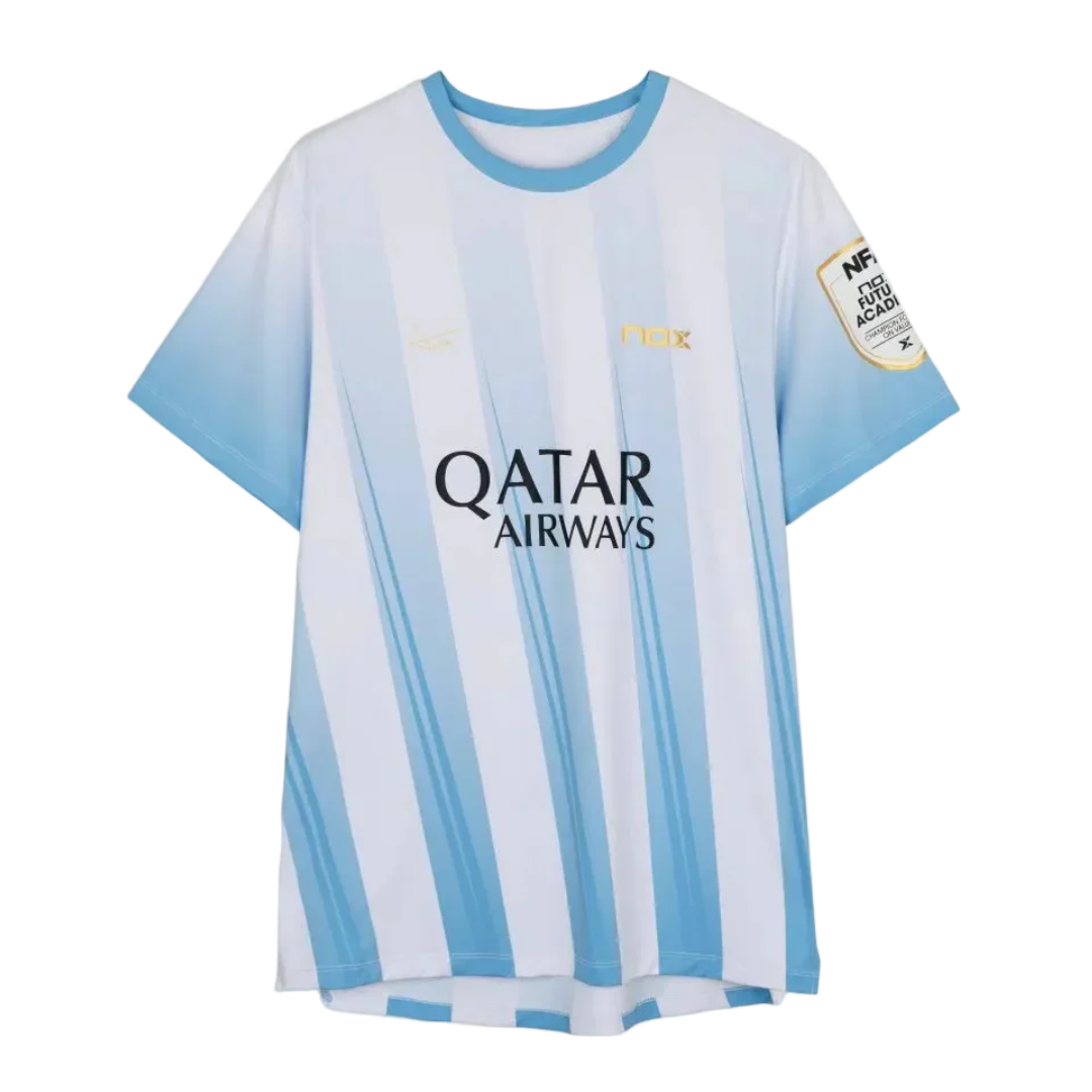 Camiseta de pádel Nox Sponsors AT10 de Agustín Tapia en color Azul Claro en Pádel  Storage México