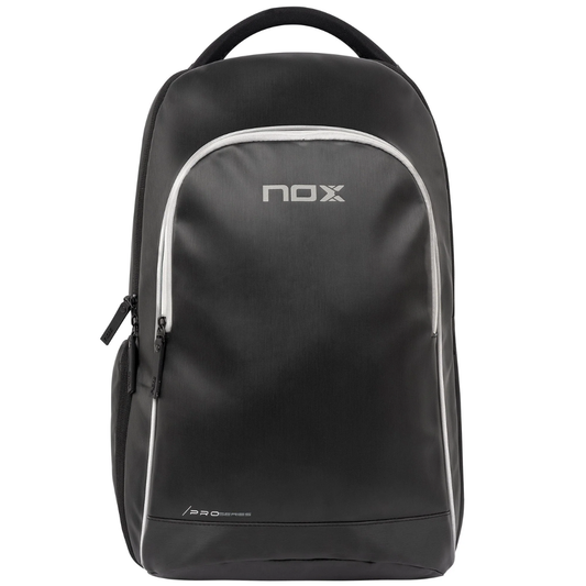 Mochila de pádel Nox Pro Series Negra, practica y ergonómica, en Padel Storage México