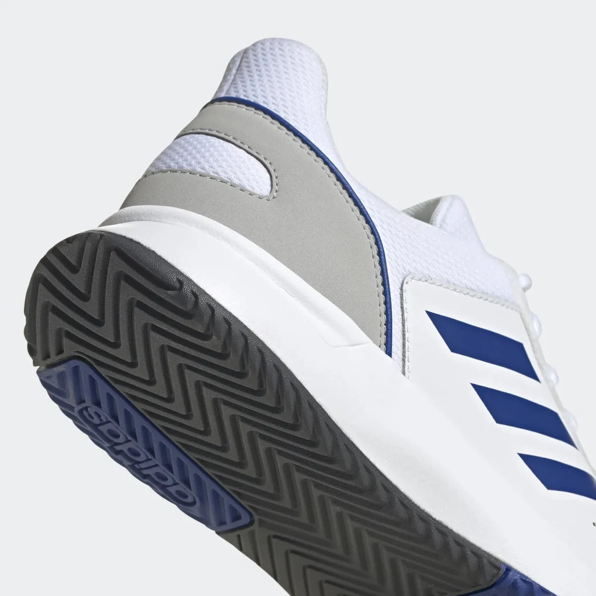 Tenis Adidas Courtsmash