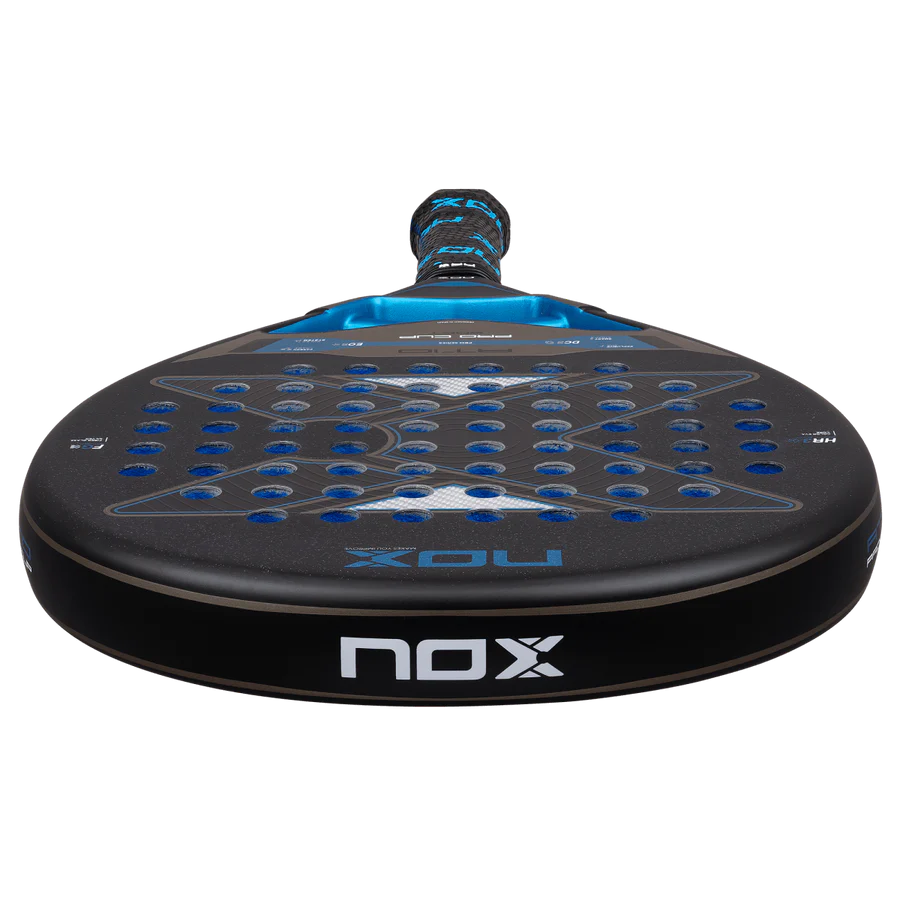 Pala Nox AT10 Pro Cup Soft 2026 by Agustín Tapia