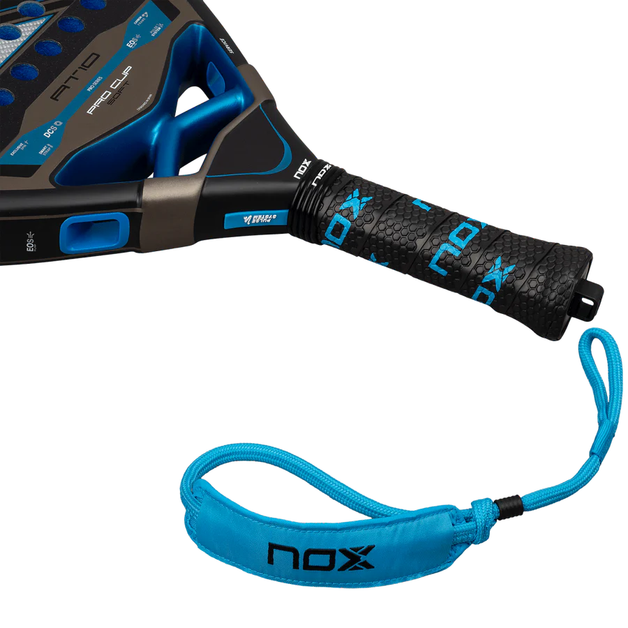 Pala Nox AT10 Pro Cup Soft 2026 by Agustín Tapia