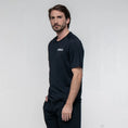 Load the image into the gallery view, Camiseta Siux Match Negro 2026
