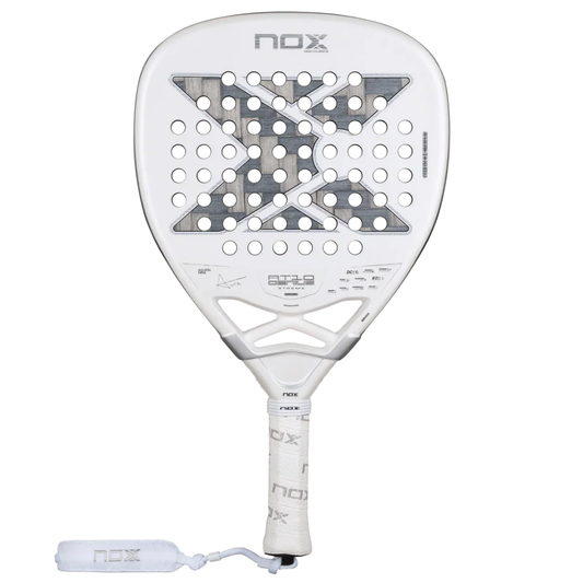 Pala de pádel Nox AT10 Luxury Genius Attack 12K 2026 para máxima potencia en Padel Storage  