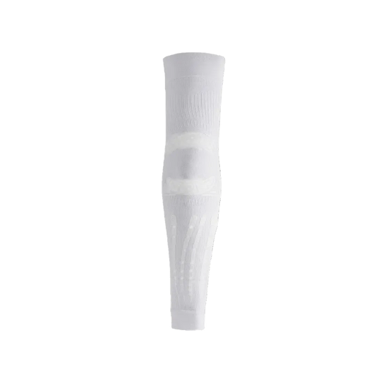 Manga anti-lesiones blanca Floky No Strain Evolution para codo y antebrazo de padel, distribuida por Padel Storage 