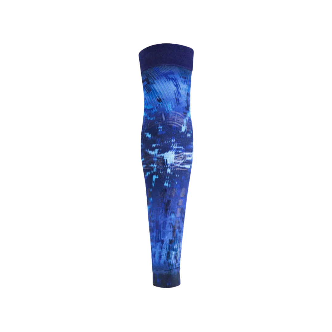 Manga de compresion biomecanica para padel marca Floky No Strain Evolution color Azul Supernova, disponible en Padel Storage Mexico. 