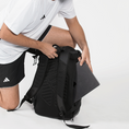 Load the image into the gallery view, Mochila Adidas Multigame Negro 2026

