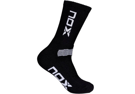 Calcetines técnicos de pádel Nox negros con blanco, máximo soporte