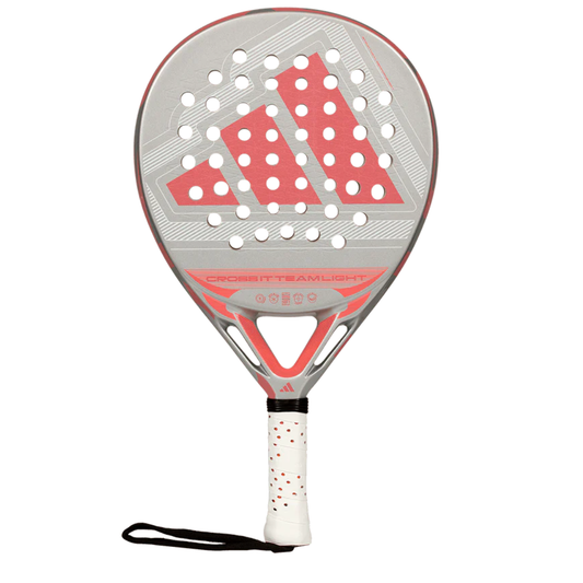 Pala de padel Adidas Cross It Team Light 3.5 2026 en color gris plata con logotipo rosa coral. Estructura ligera y formato redondo confortable diseñado para un control total y agilidad. 