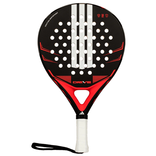Pala de pádel Adidas Drive Black 2026 en color negro con sutiles franjas rojas. Molde redondo clásico de gran control y precisión, diseñado con superficie elástica para un tacto cómodo en la pista. 