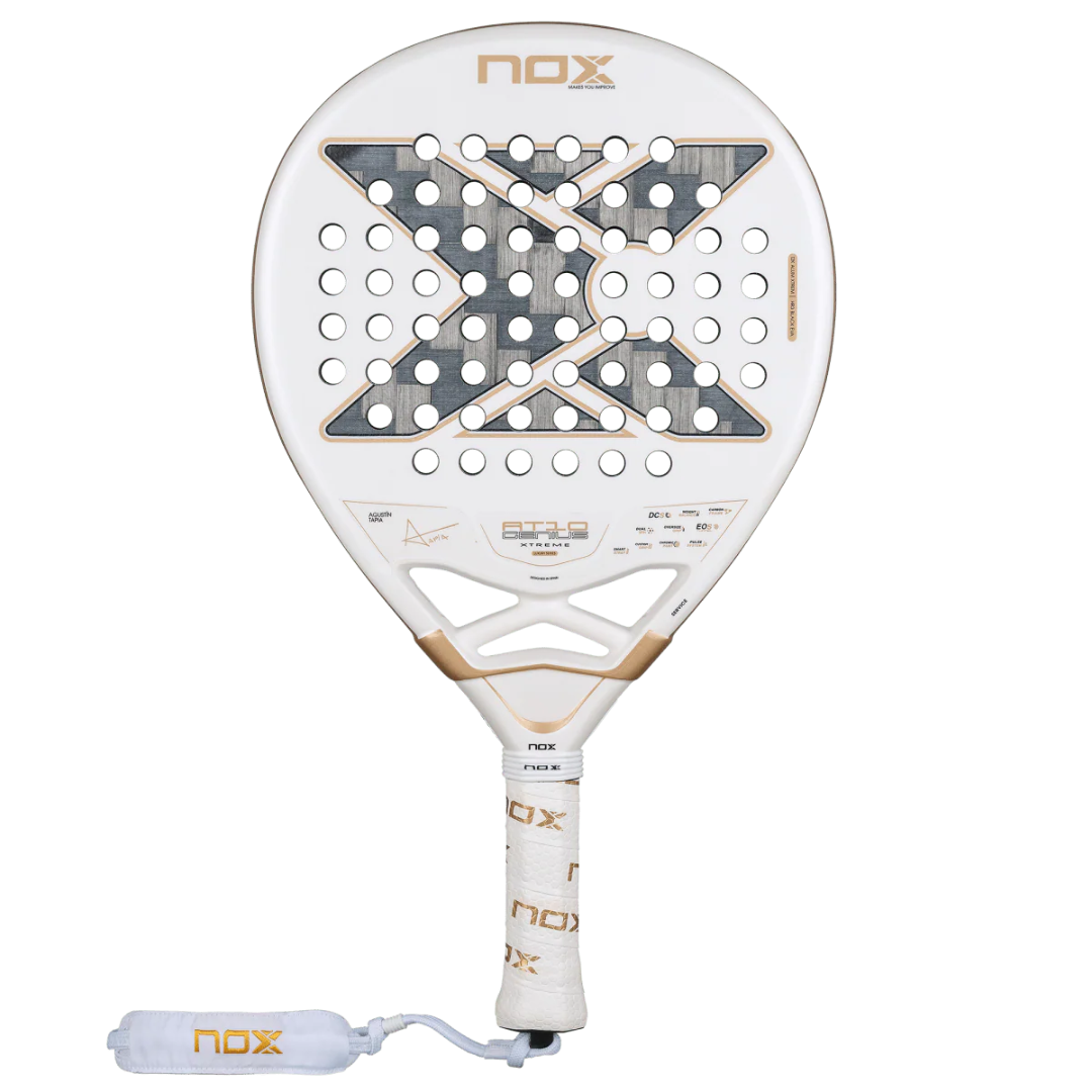 Pala de pádel Nox AT10 Luxury Genius 12K Alum 2026 de Agustín Tapia en color blanco y oro. Molde de lagrima de maximo control y polivalencia, con carbono 12K y sistema antivibraciones 