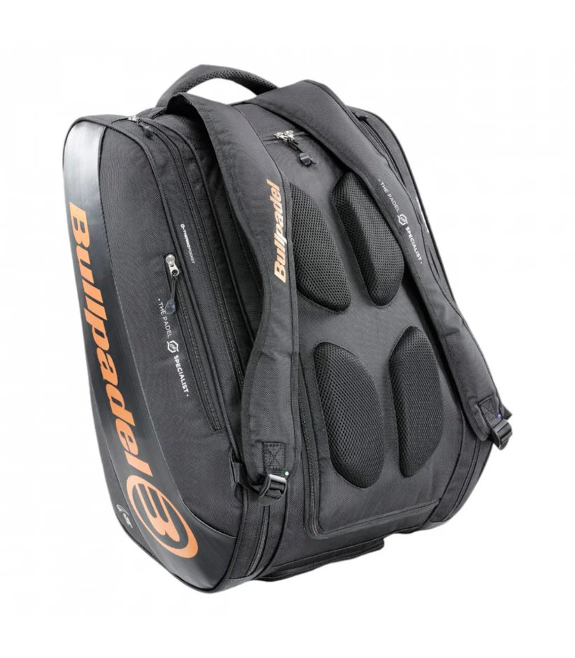 <tc>Bullpadel Vertex Black 2025 Racket Bag</tc>