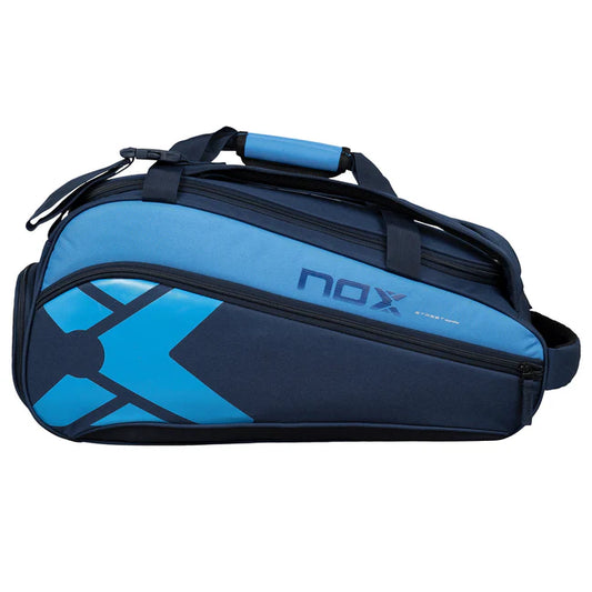 Paletero de pádel Nox Street Series en colores azul rey y marino. Mochila grande de pádel de estilo urbano, cómoda, resistencia y con la distribución perfecta para entrena miento diarios.  