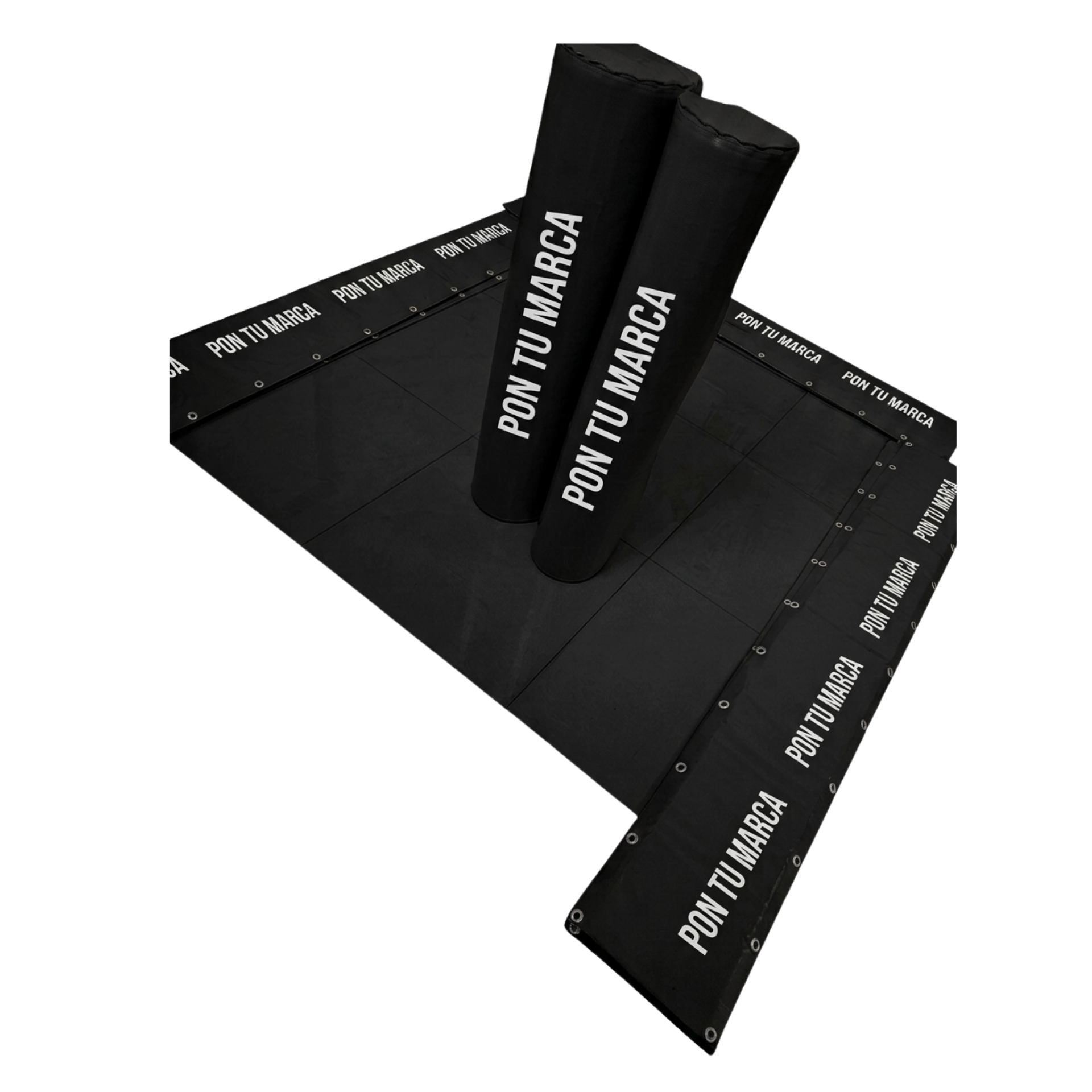Protecciones acolchadas negras personalizadas instaladas en poste cancha de padel.