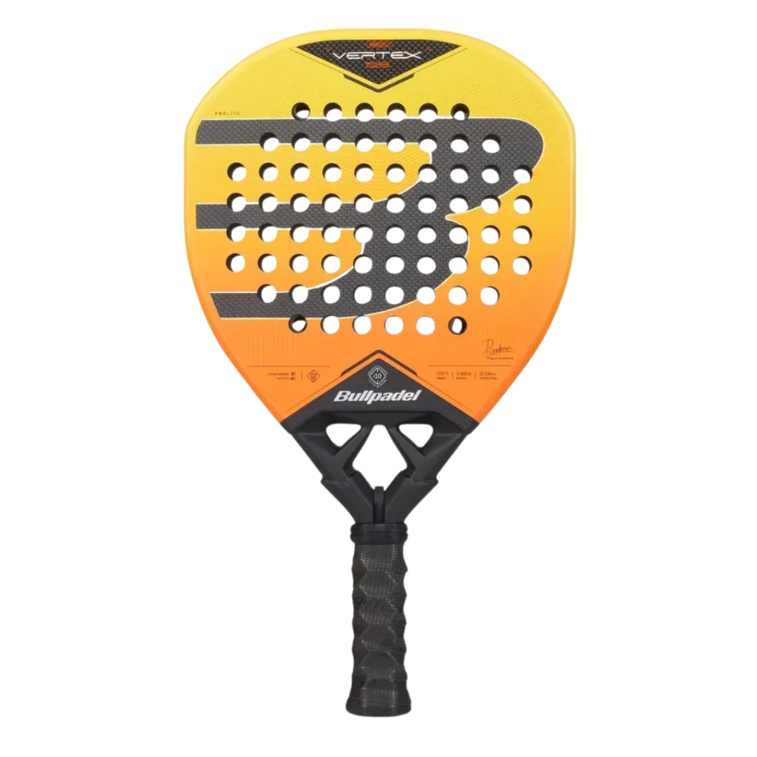 Pala Bullpadel Vertex 05 Geo 27 de Pablo Cardona vista frontal