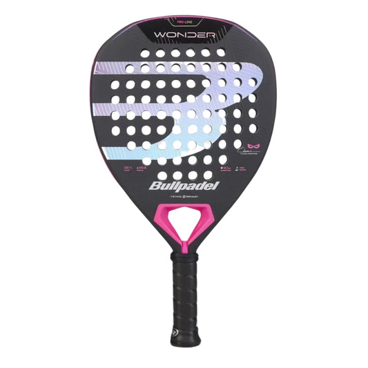 Pala Bullpadel Wonder 2026 de Claudia Fernandez vista frontal