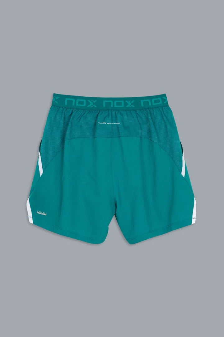Parte trasera de short Nox Pro Verde- Tejido ligero y transpirable para jugadores de pádel 