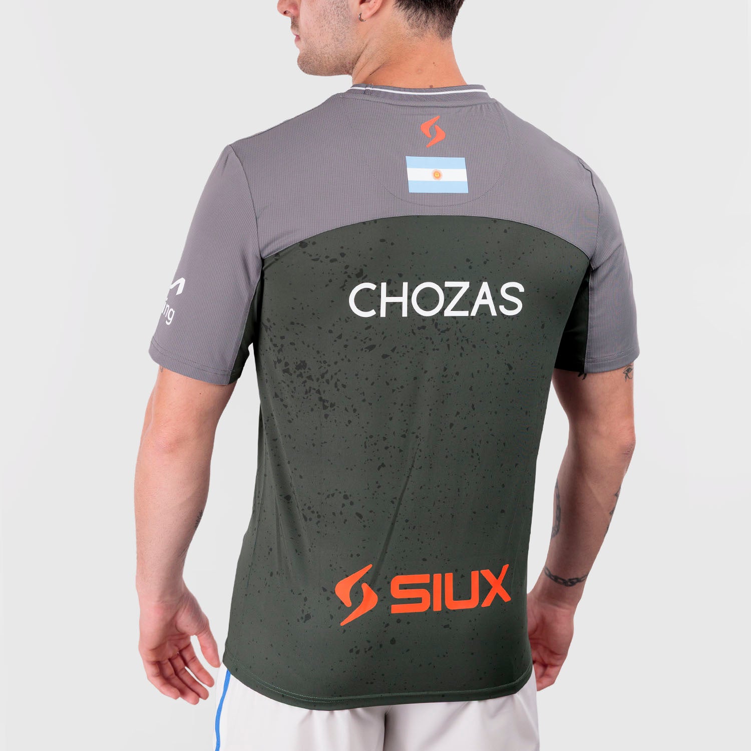 Camiseta Siux Pegasus Gris x Alex Chozas 2026