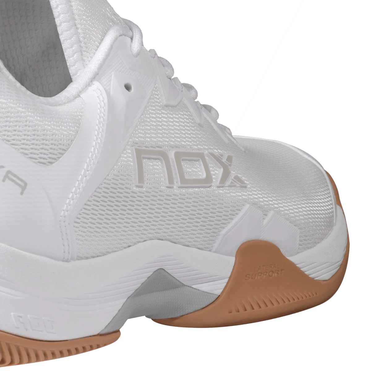 Tenis Nox ML10 HEXA con suela blanca/caramelo 2026